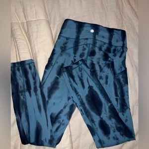 worn 2x almost new size 4